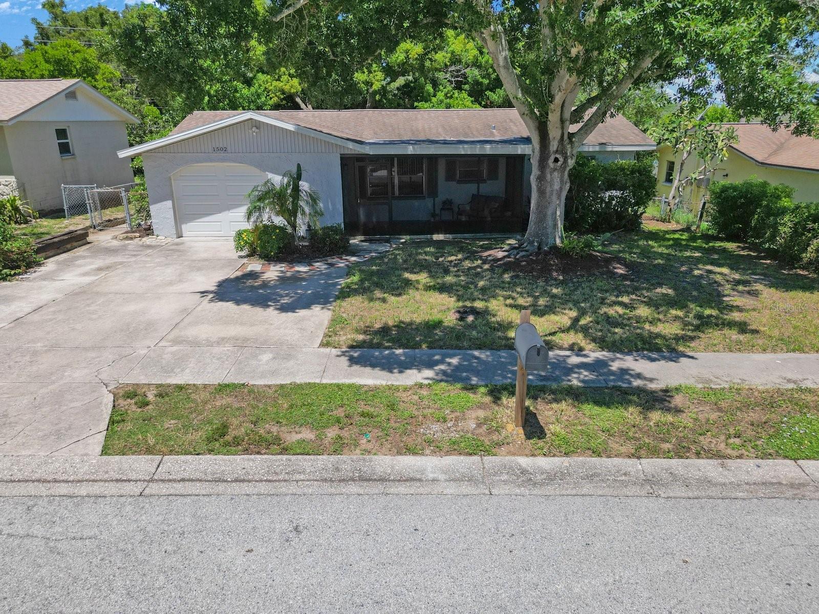 Image 25 of 29 For 1502 Coppertree Drive