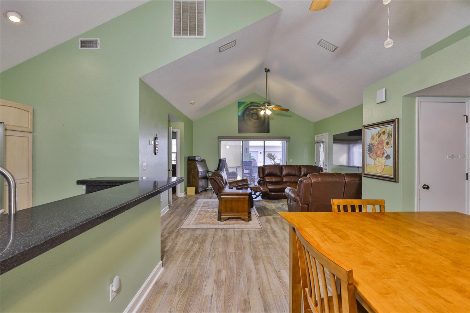 Image 20 of 40 For 1126 Golfview Woods Drive 1126