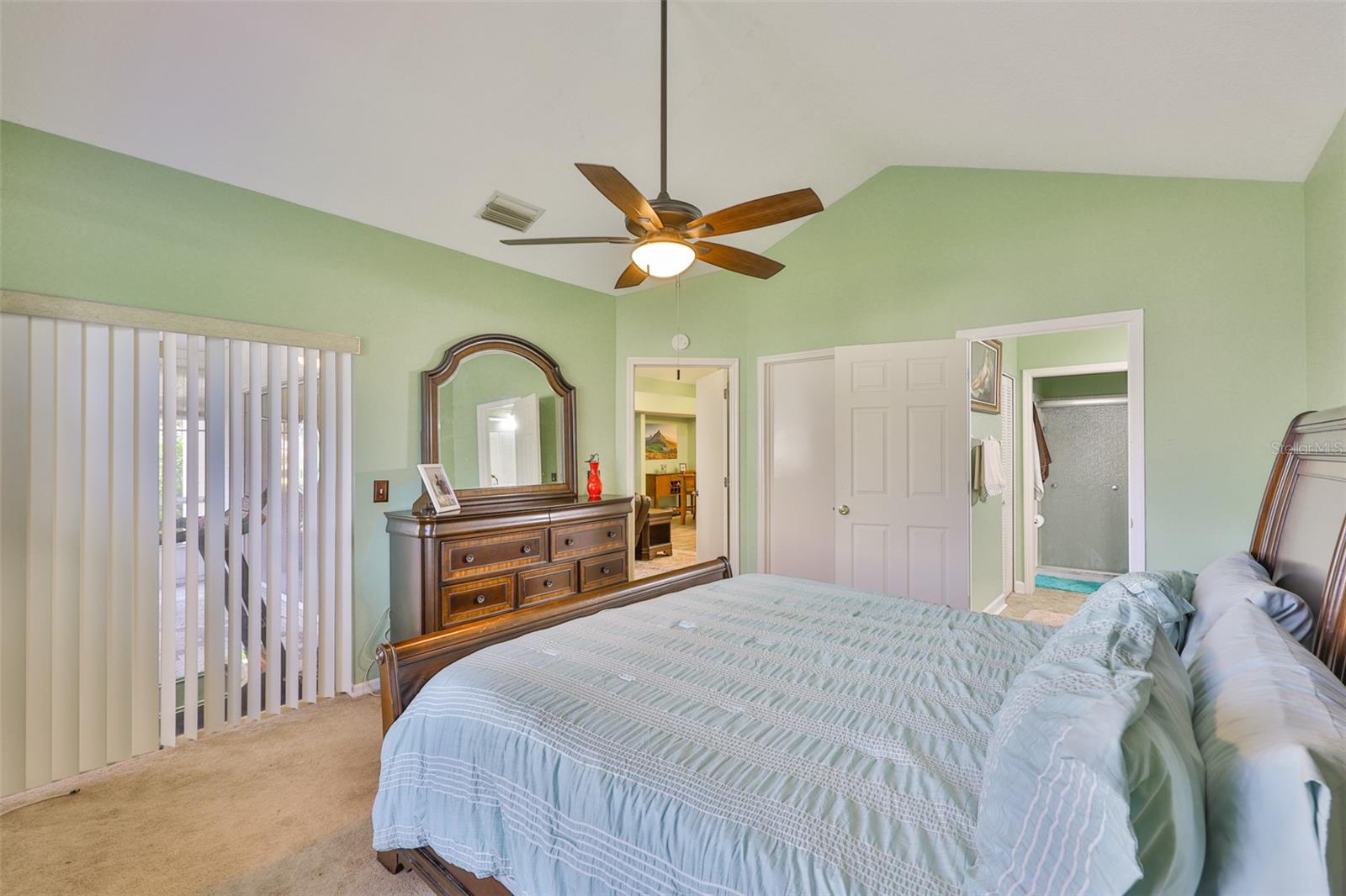 Image 34 of 40 For 1126 Golfview Woods Drive 1126