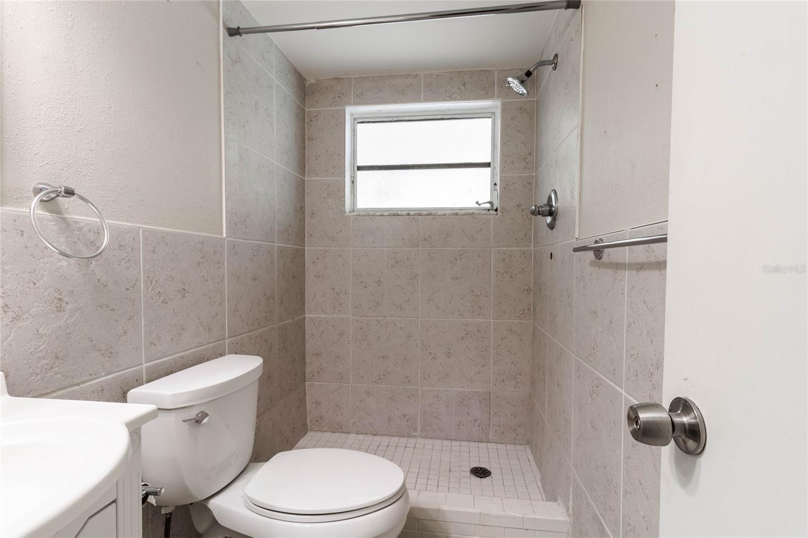 Image 22 of 28 For 3402 Seffner Drive