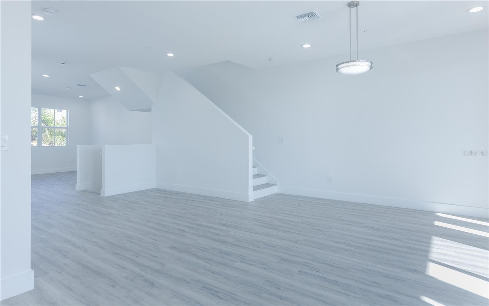 Image 10 of 42 For 5816 Shell Cove Drive 119