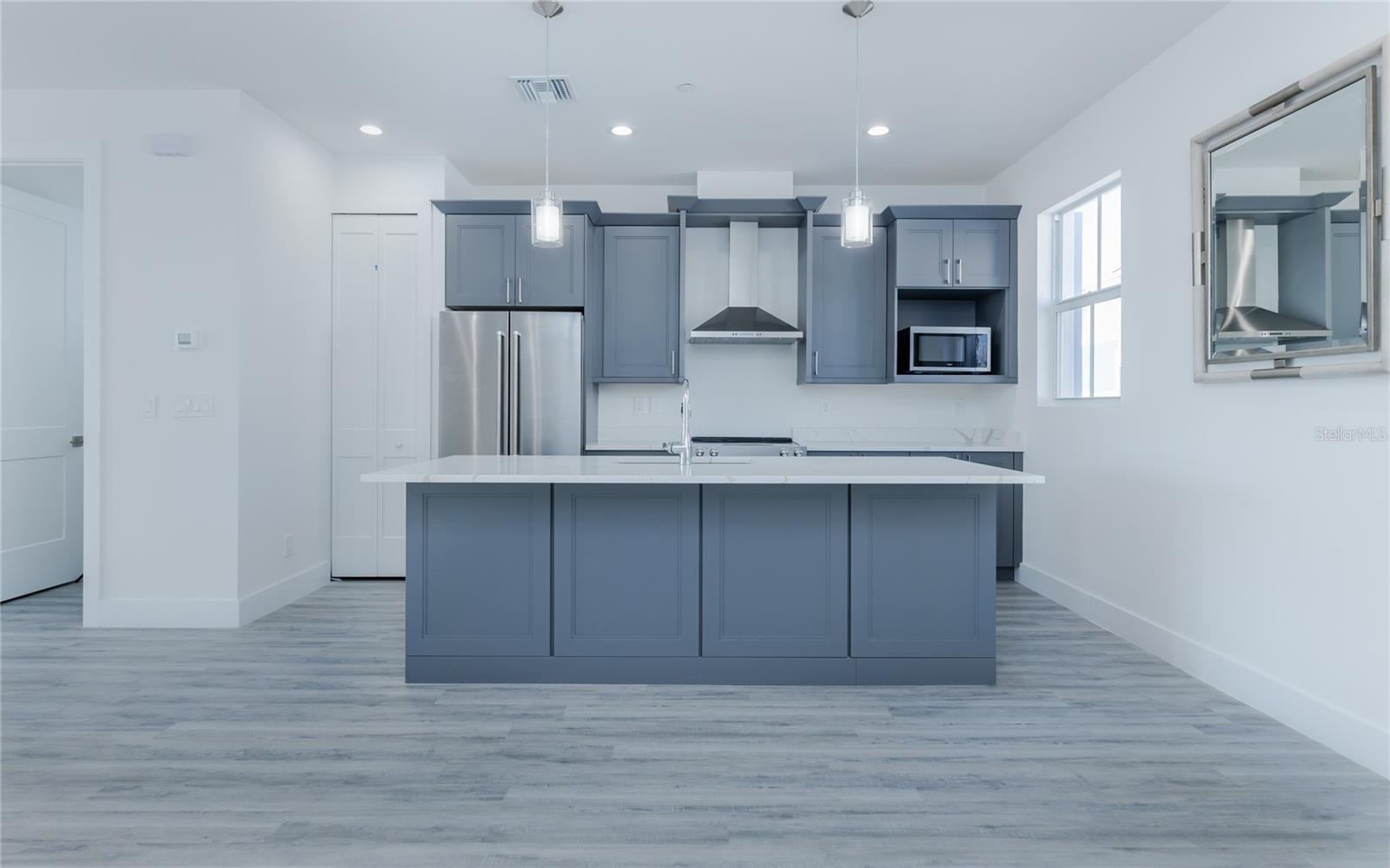 Image 14 of 42 For 5816 Shell Cove Drive 119