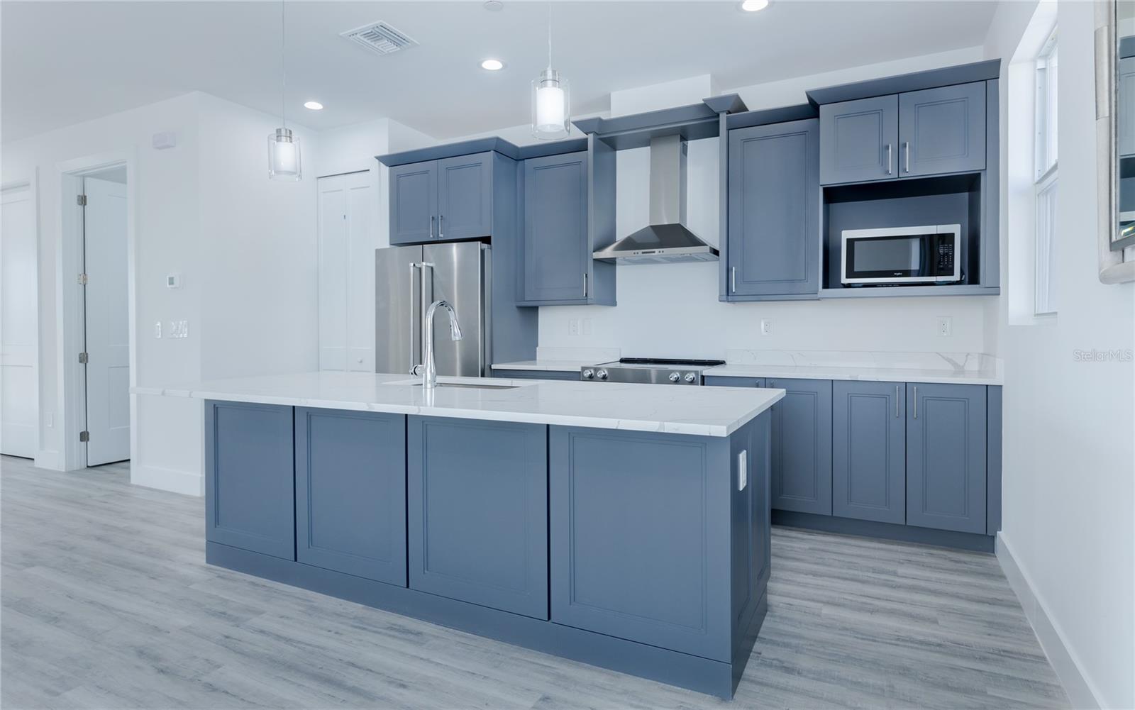 Image 16 of 42 For 5816 Shell Cove Drive 119