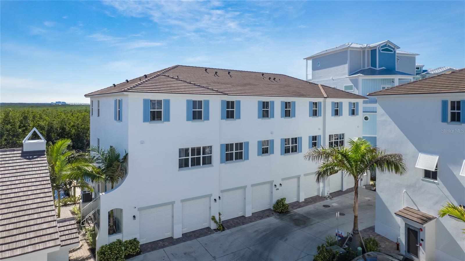 Image 30 of 42 For 5816 Shell Cove Drive 119