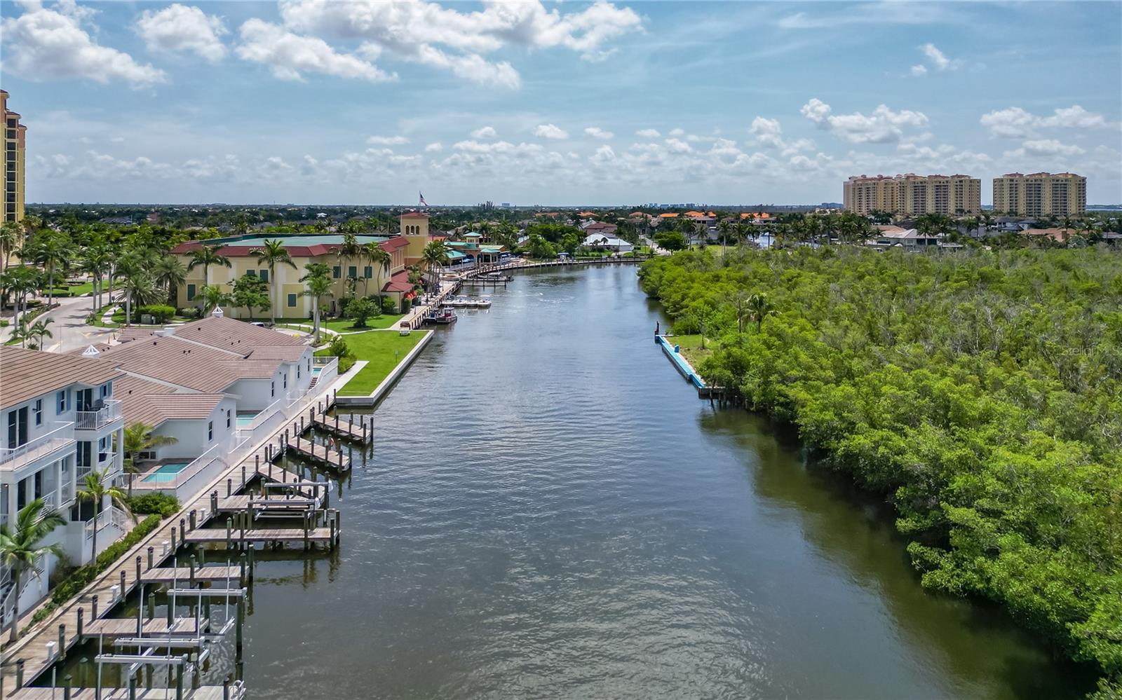 Image 37 of 42 For 5816 Shell Cove Drive 119