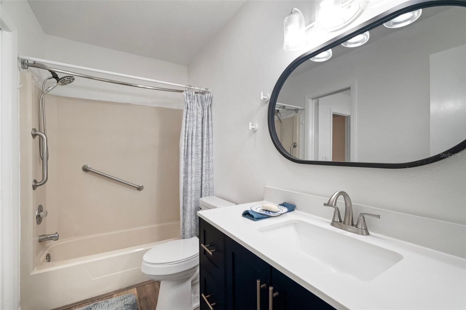 Image 11 of 24 For 4925 Myrtle Oak Drive 22