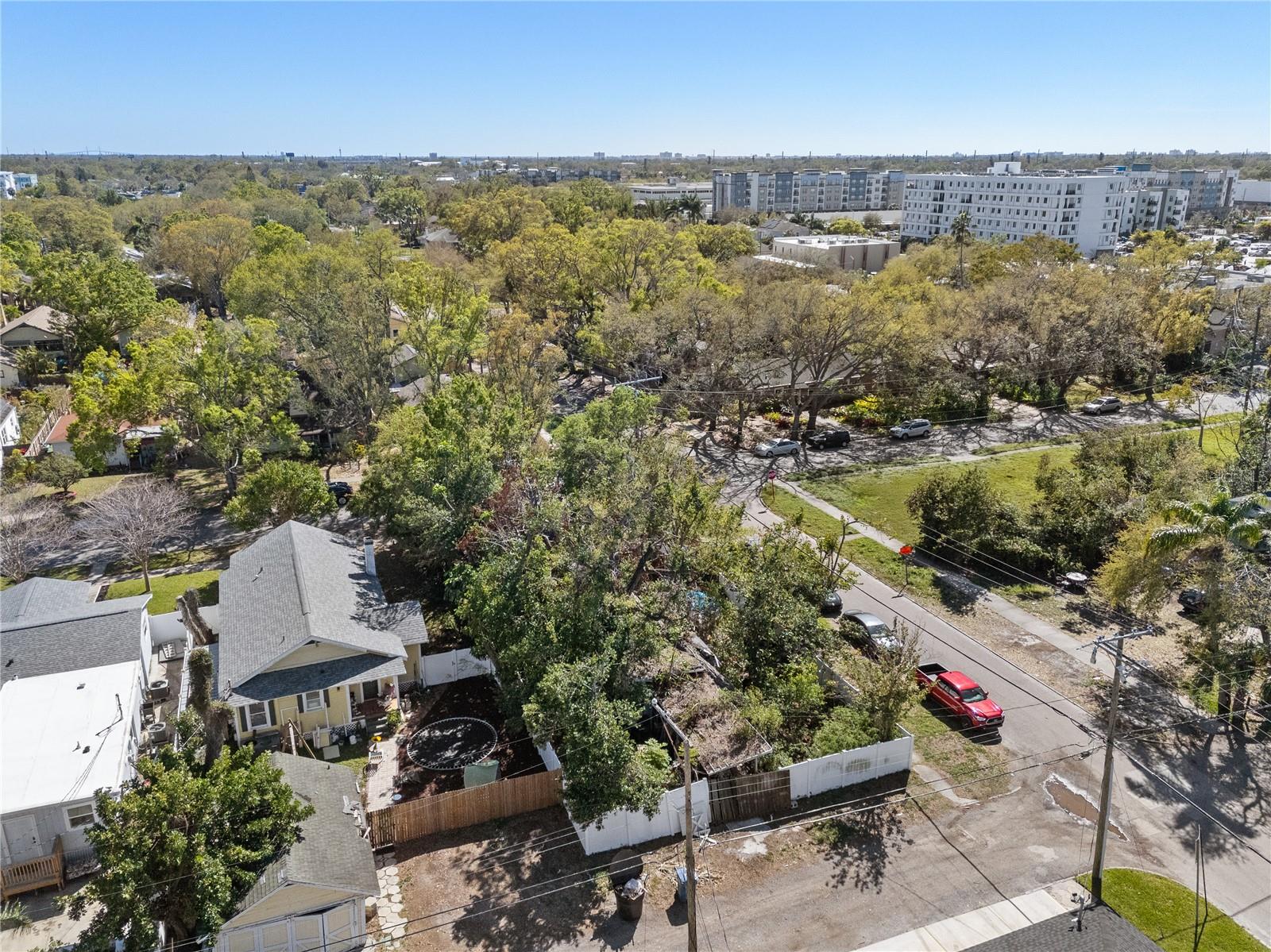 Image 12 of 14 For 2963 Dartmouth Avenue N