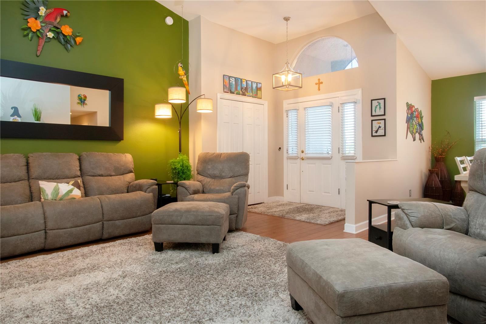 Image 14 of 63 For 1104 Opal Lane