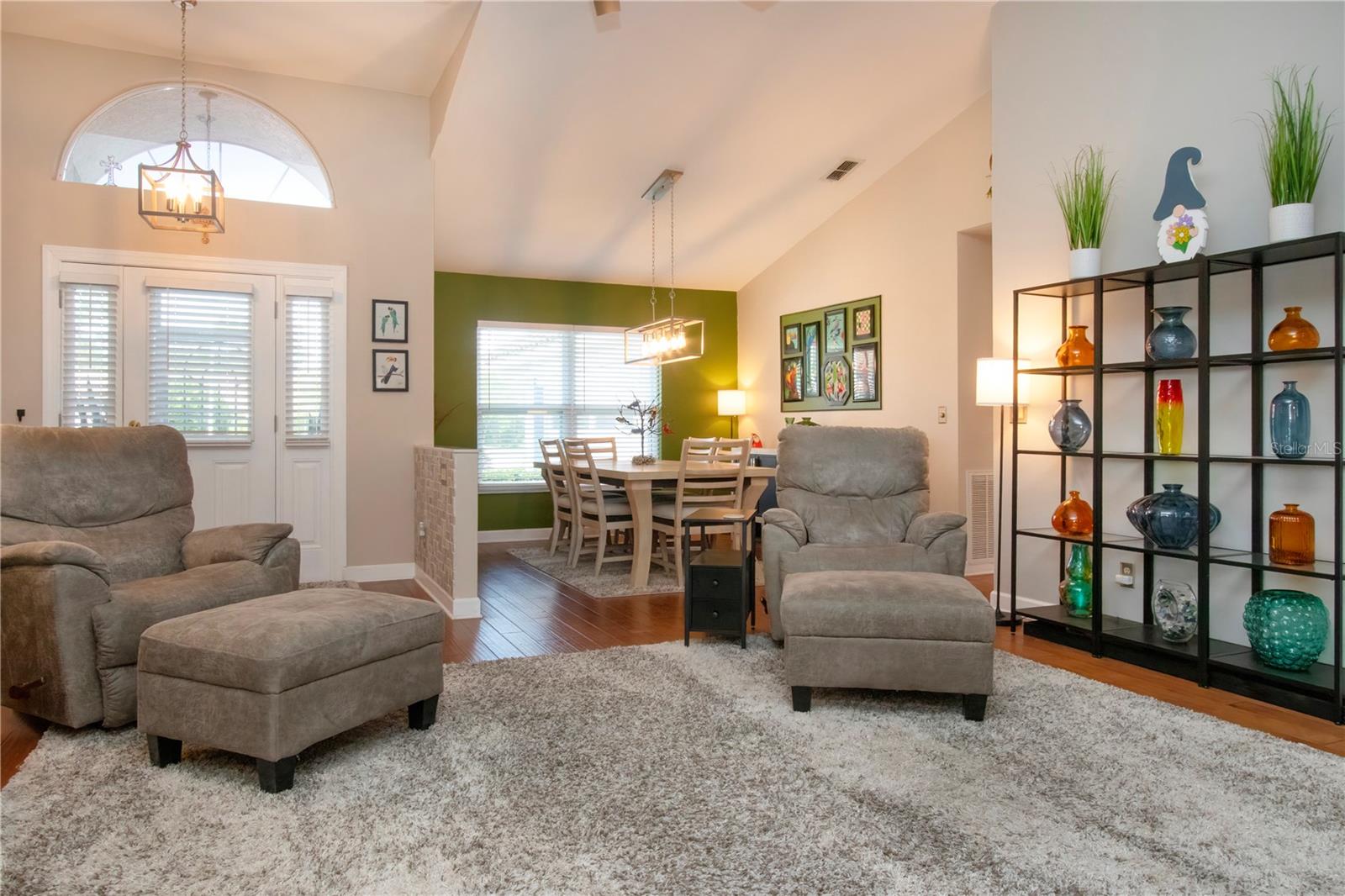 Image 15 of 63 For 1104 Opal Lane
