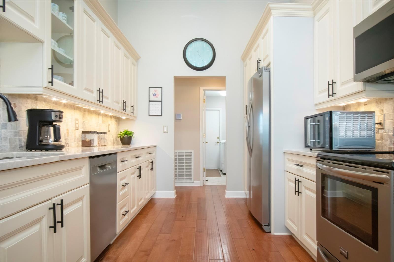 Image 20 of 63 For 1104 Opal Lane