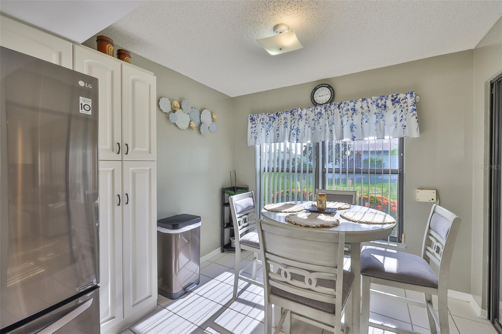 Image 19 of 45 For 2510 Locksley Street 2510