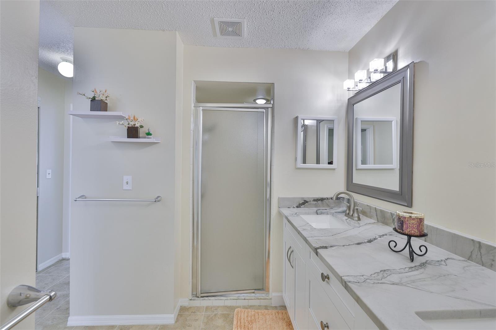Image 36 of 45 For 2510 Locksley Street 2510