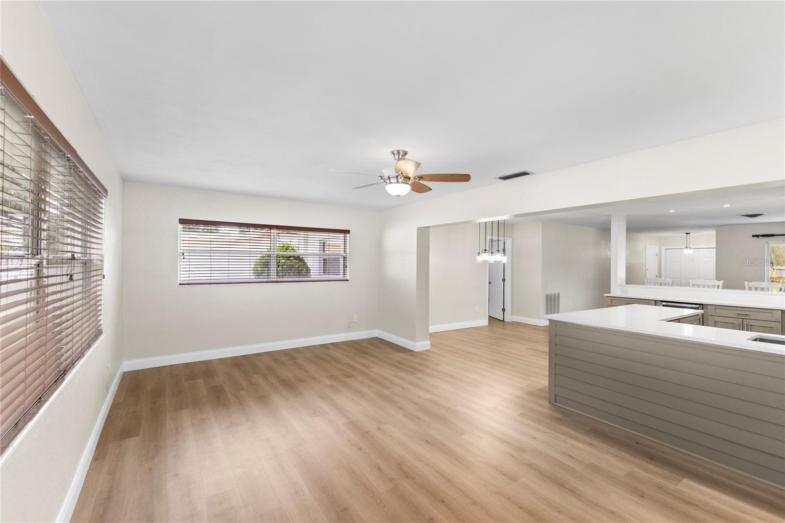 Image 8 of 31 For 4090 14th Lane Ne