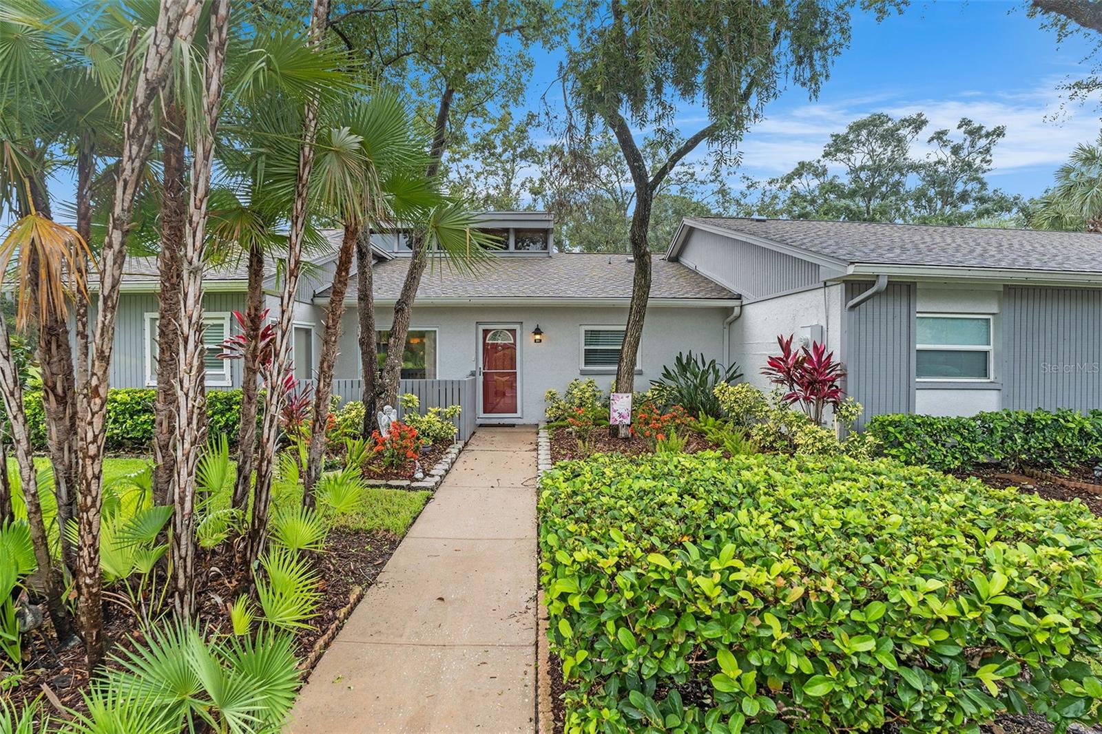 Details for 20 Iris Place, OLDSMAR, FL 34677