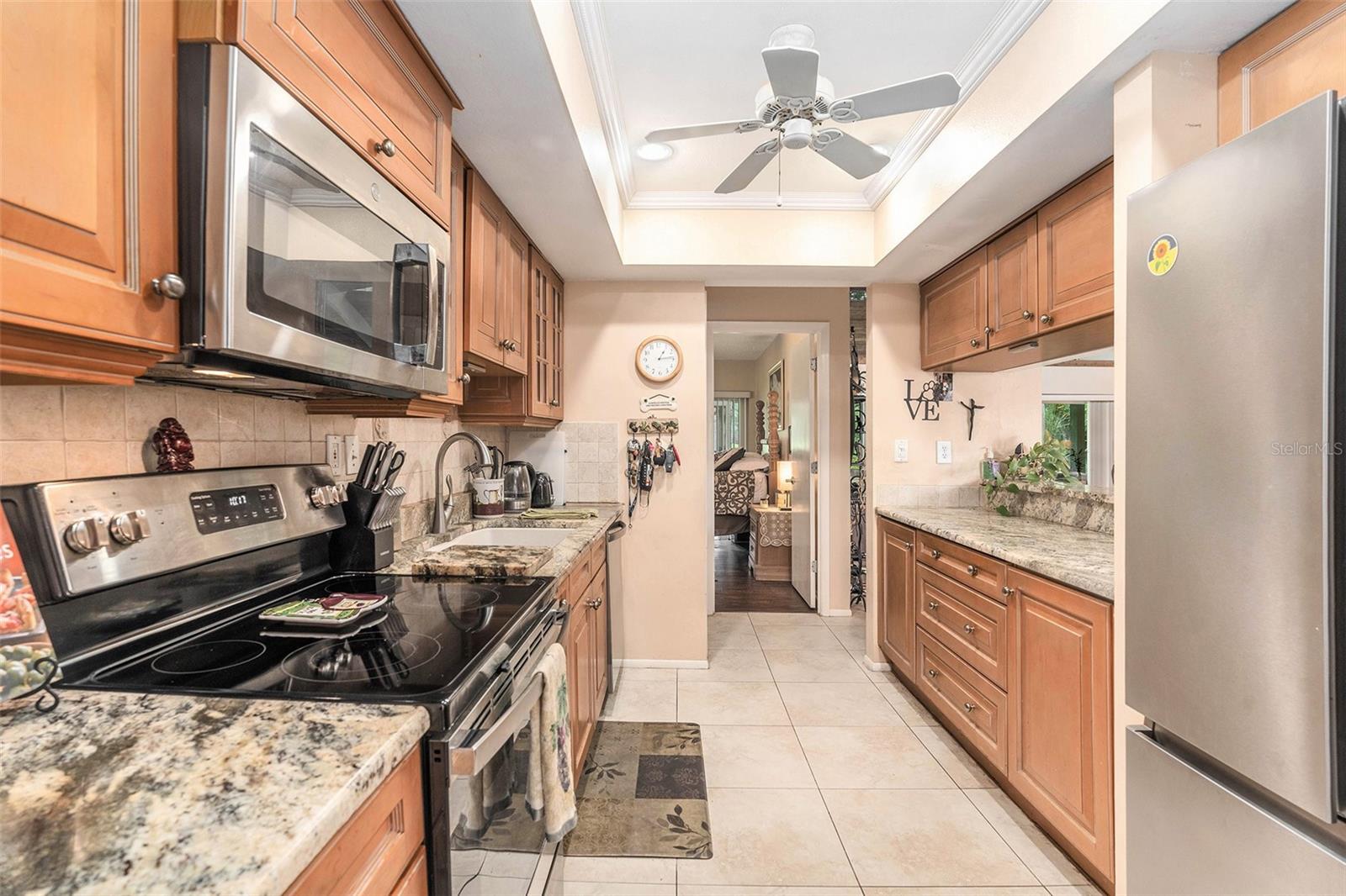Image 18 of 32 For 20 Iris Place