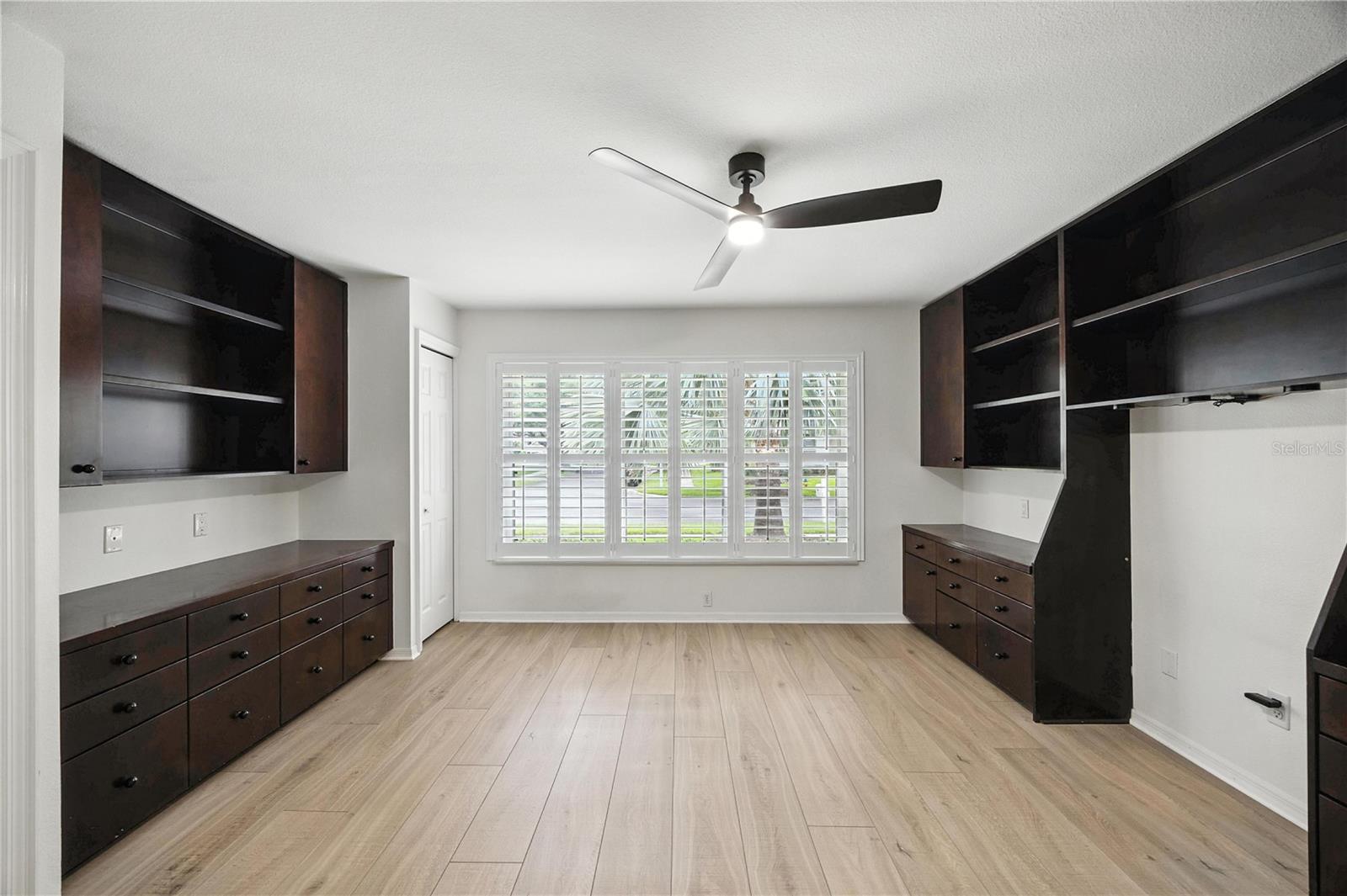 Listing photo id 36 for 17515 Edinburgh Drive