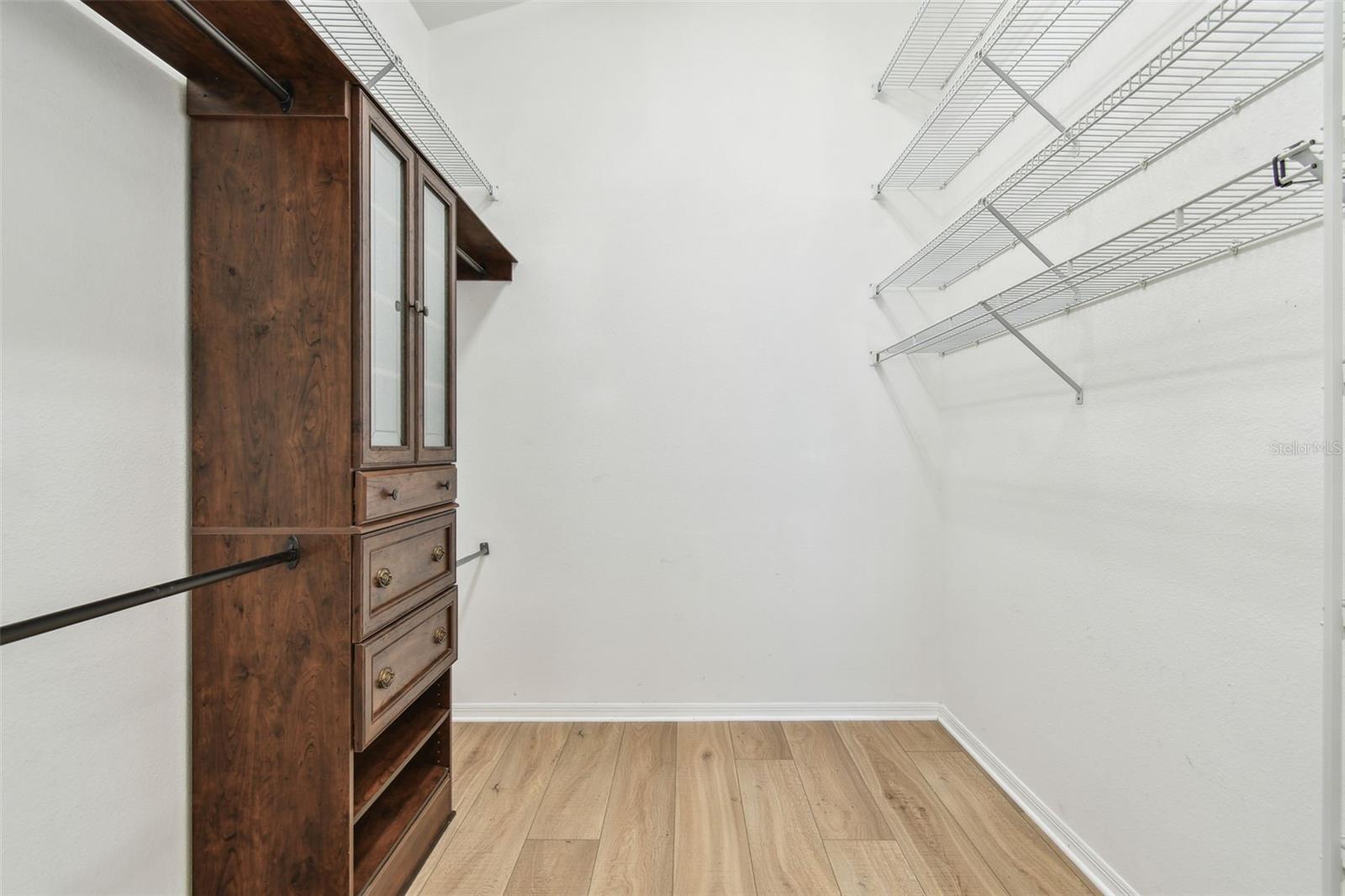 Listing photo id 45 for 17515 Edinburgh Drive