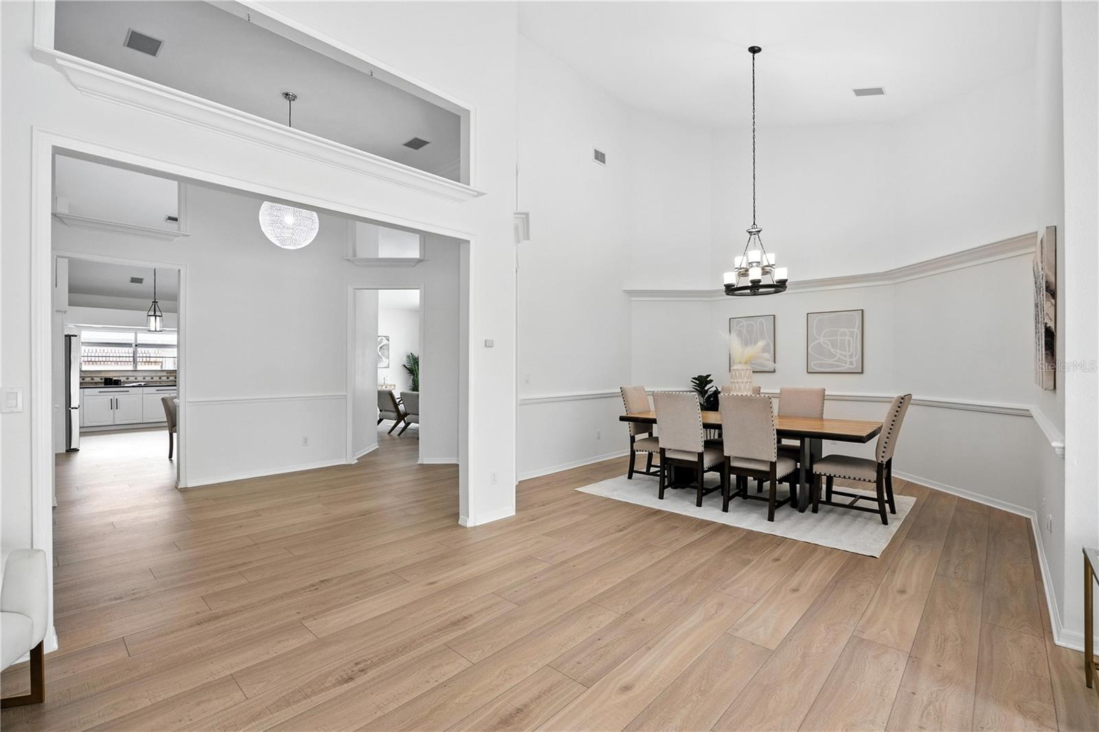 Listing photo id 3 for 17515 Edinburgh Drive