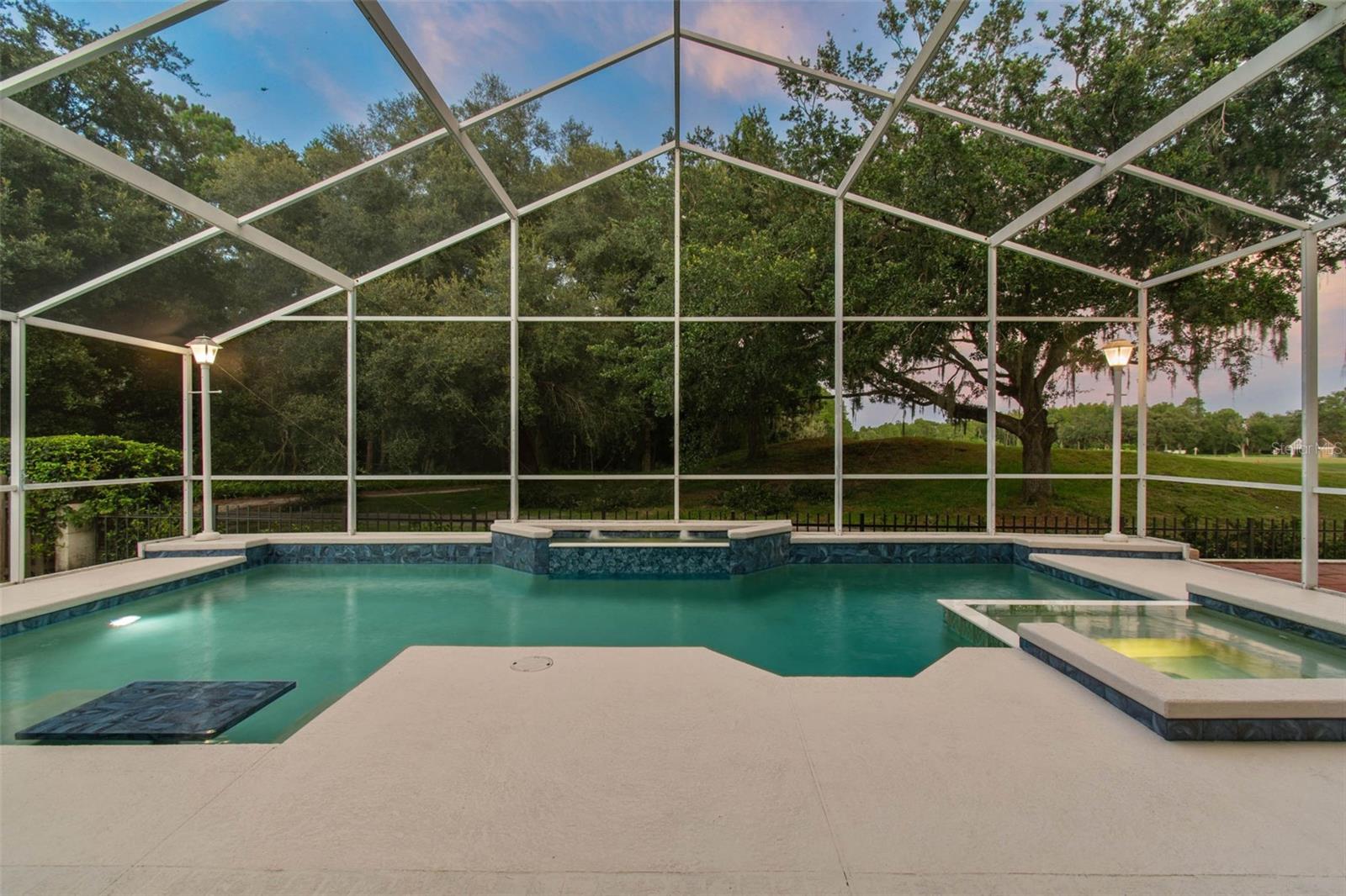 Listing photo id 57 for 17515 Edinburgh Drive