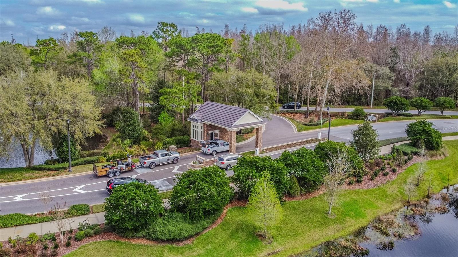 Listing photo id 72 for 17515 Edinburgh Drive