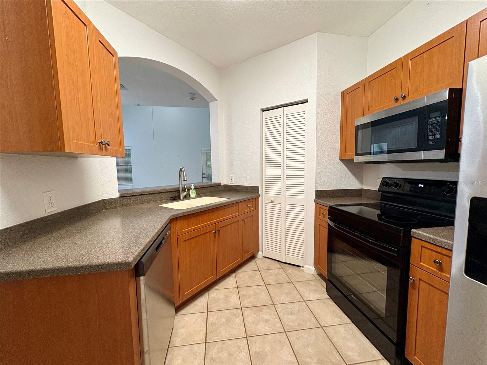 Image 5 of 85 For 2148 Chianti Place 1310