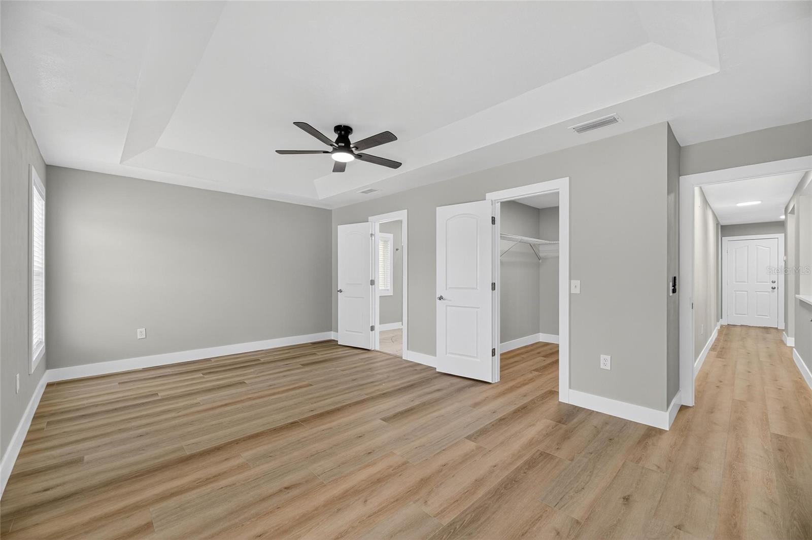 Image 21 of 53 For 10610 Boyette Creek Boulevard