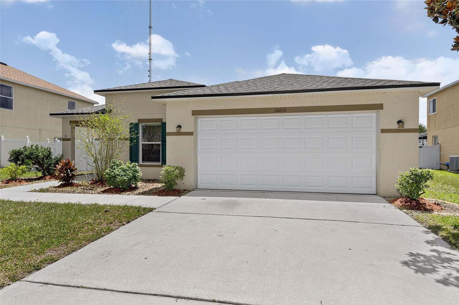 Image 47 of 53 For 10610 Boyette Creek Boulevard