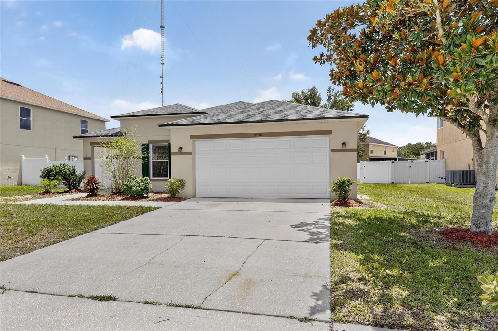 Image 49 of 53 For 10610 Boyette Creek Boulevard