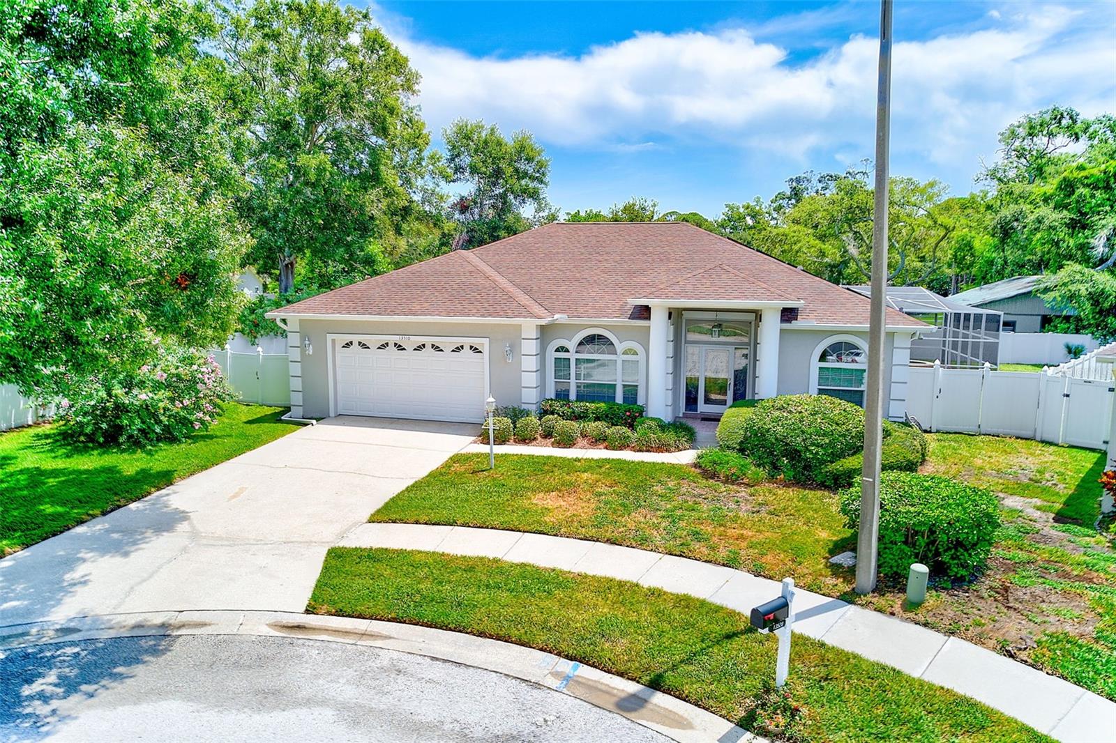 Details for 13510 Oak Run Court, SEMINOLE, FL 33776