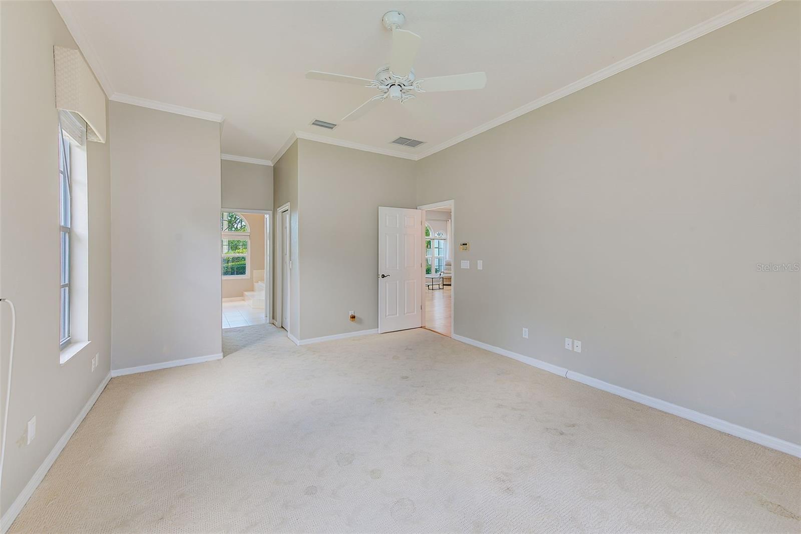 Listing photo id 14 for 13510 Oak Run Court