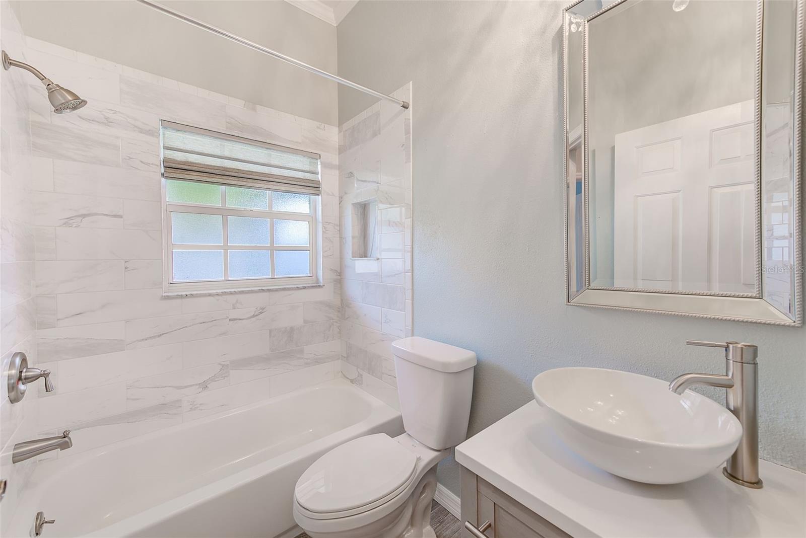 Listing photo id 22 for 13510 Oak Run Court