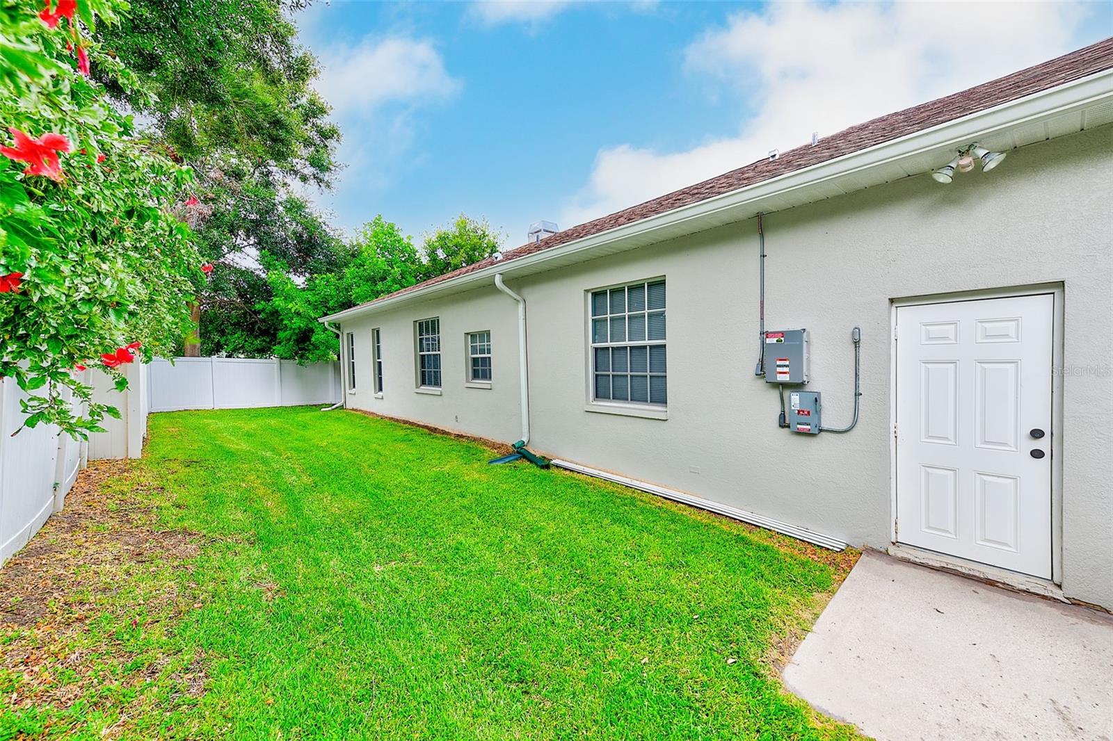 Listing photo id 28 for 13510 Oak Run Court