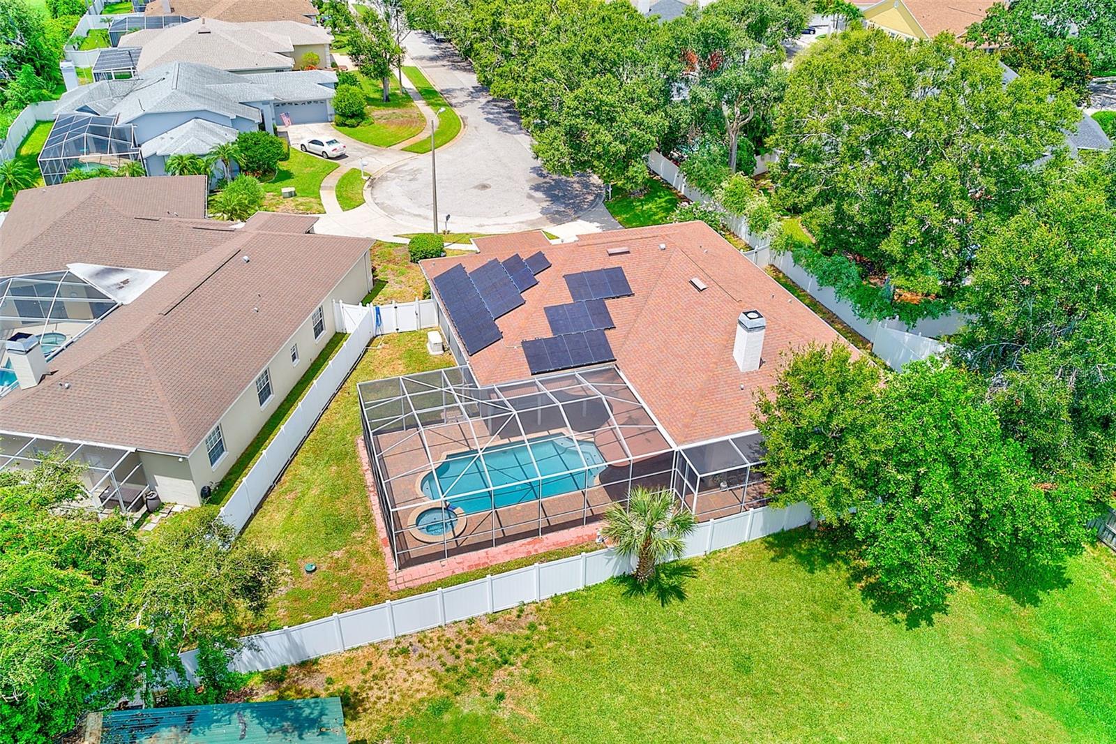 Listing photo id 33 for 13510 Oak Run Court