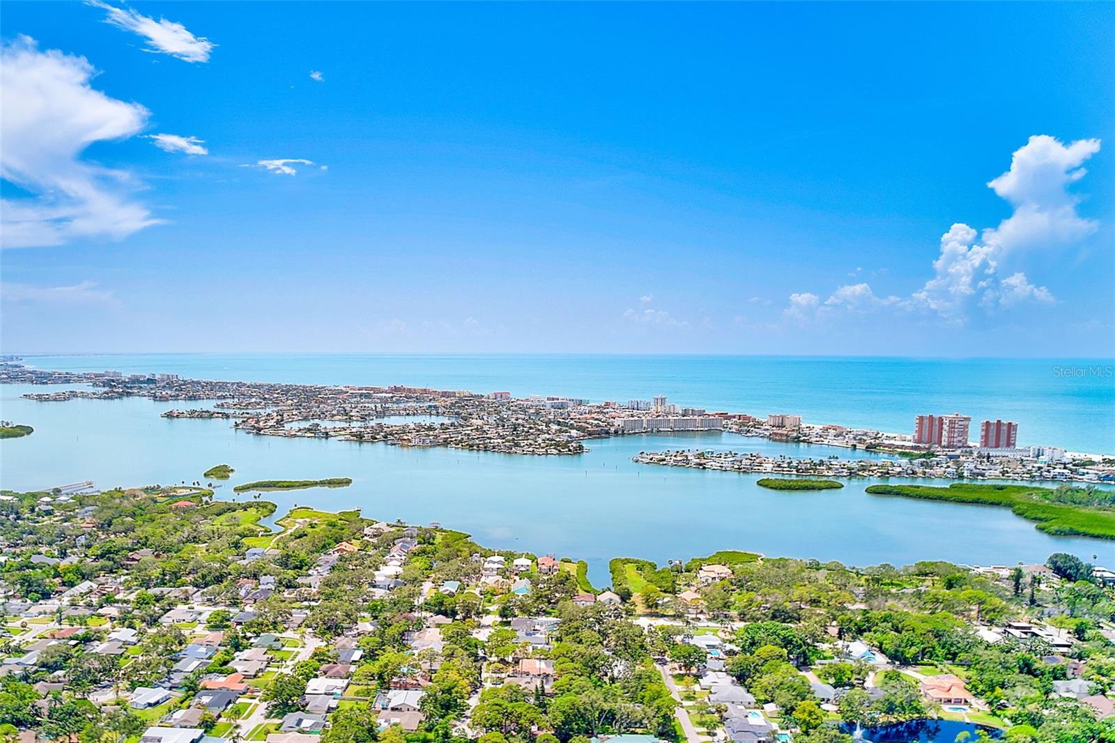 Listing photo id 36 for 13510 Oak Run Court