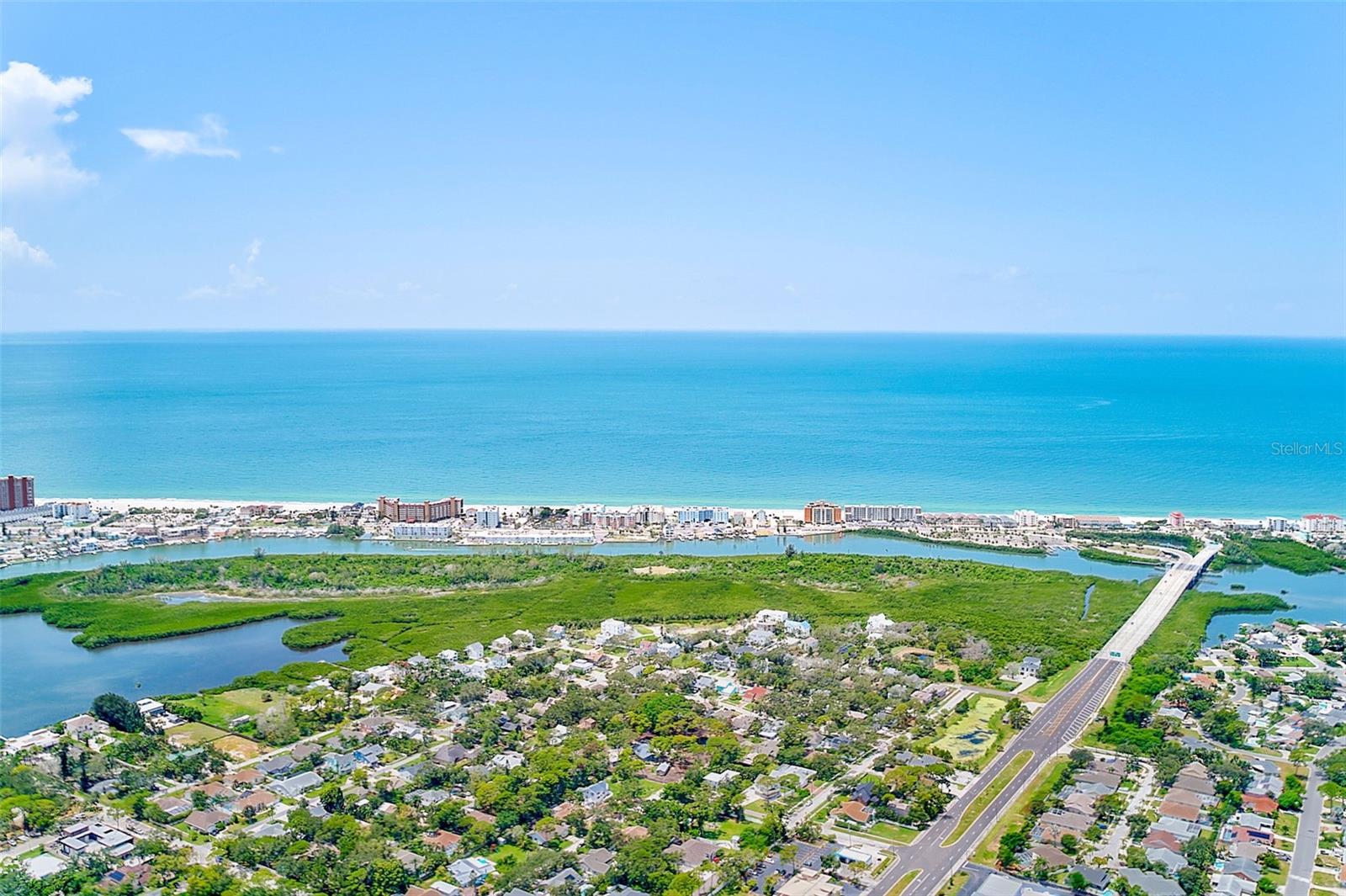 Listing photo id 37 for 13510 Oak Run Court