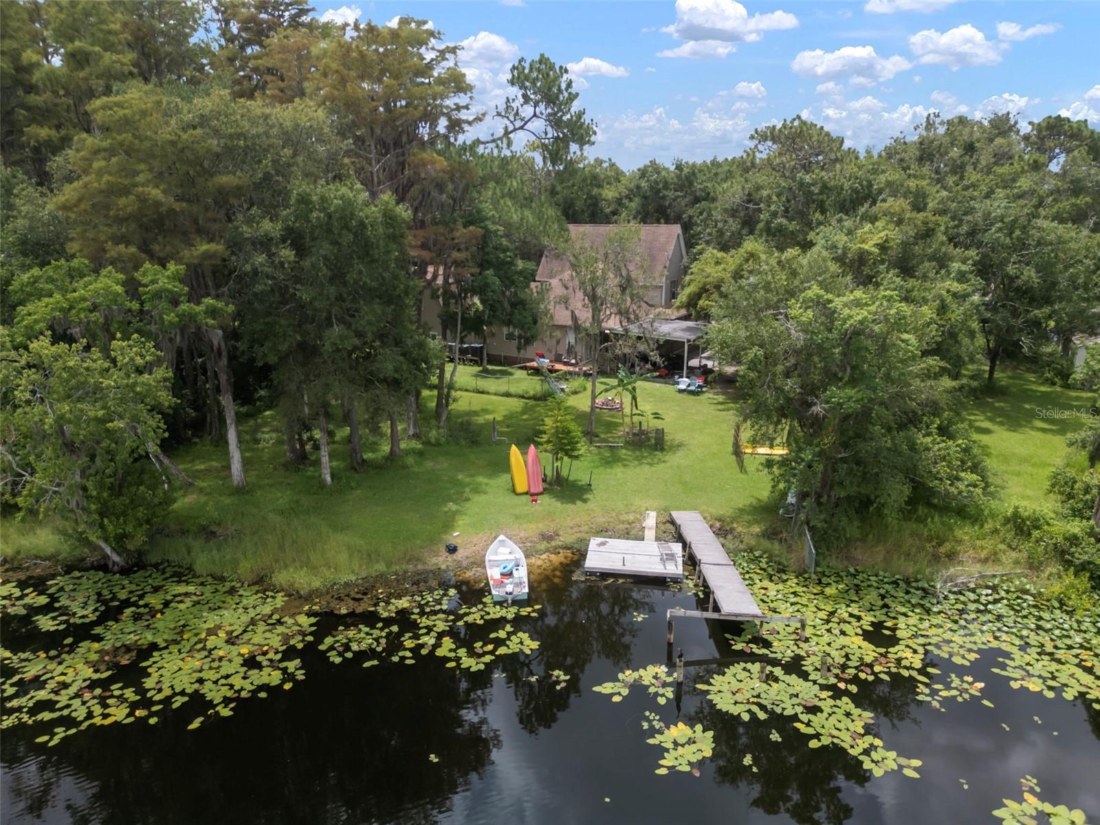 Listing photo id 1 for 1934 Rowland Drive