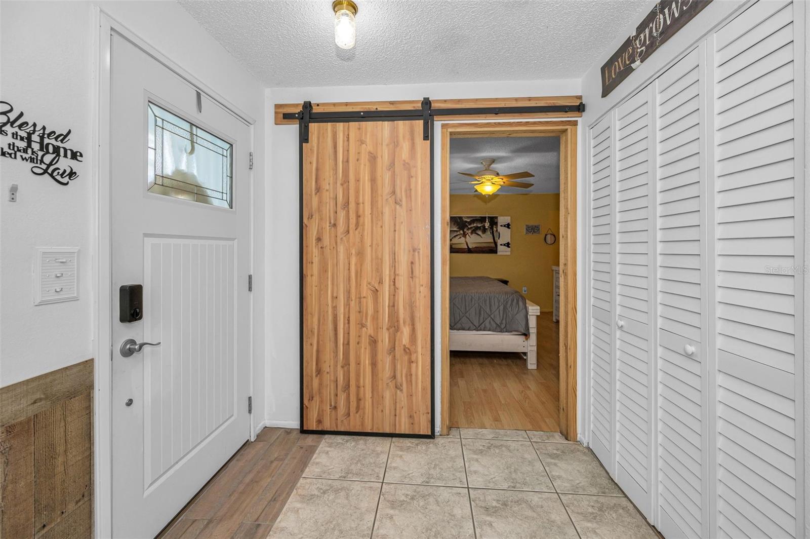Image 21 of 82 For 505 Whispering Oak Drive