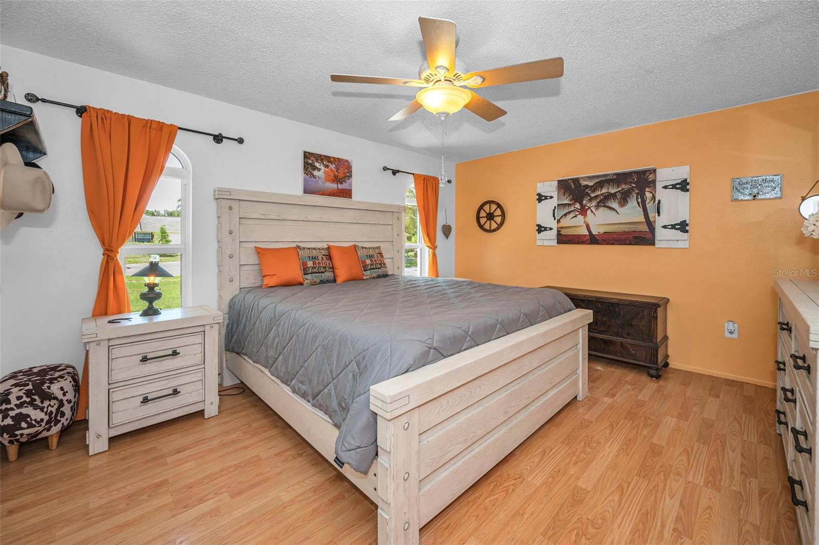 Image 23 of 82 For 505 Whispering Oak Drive
