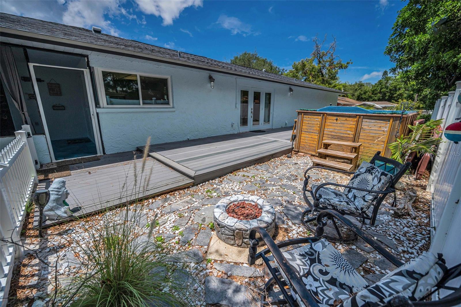 Image 33 of 82 For 505 Whispering Oak Drive
