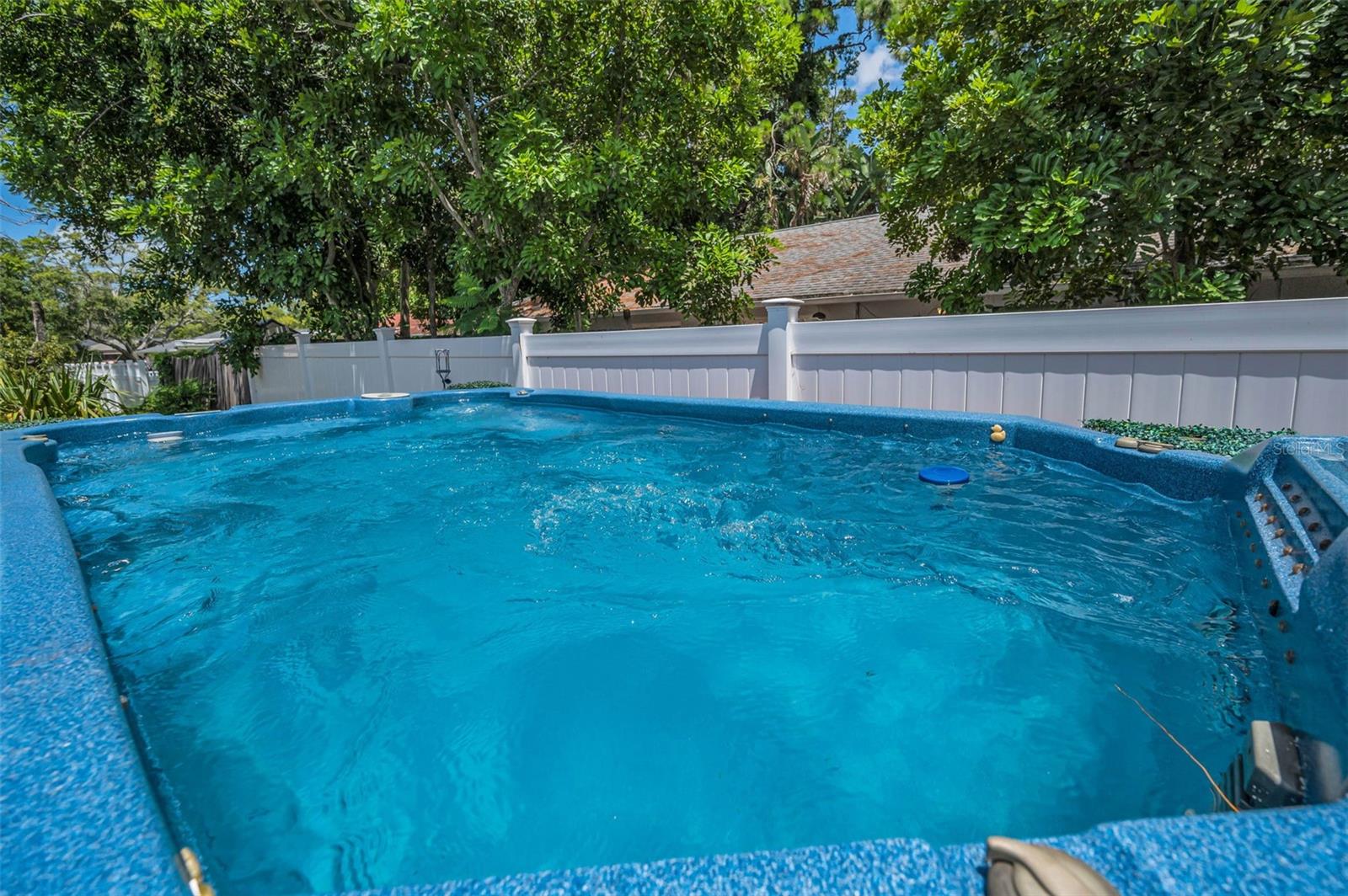 Image 37 of 82 For 505 Whispering Oak Drive