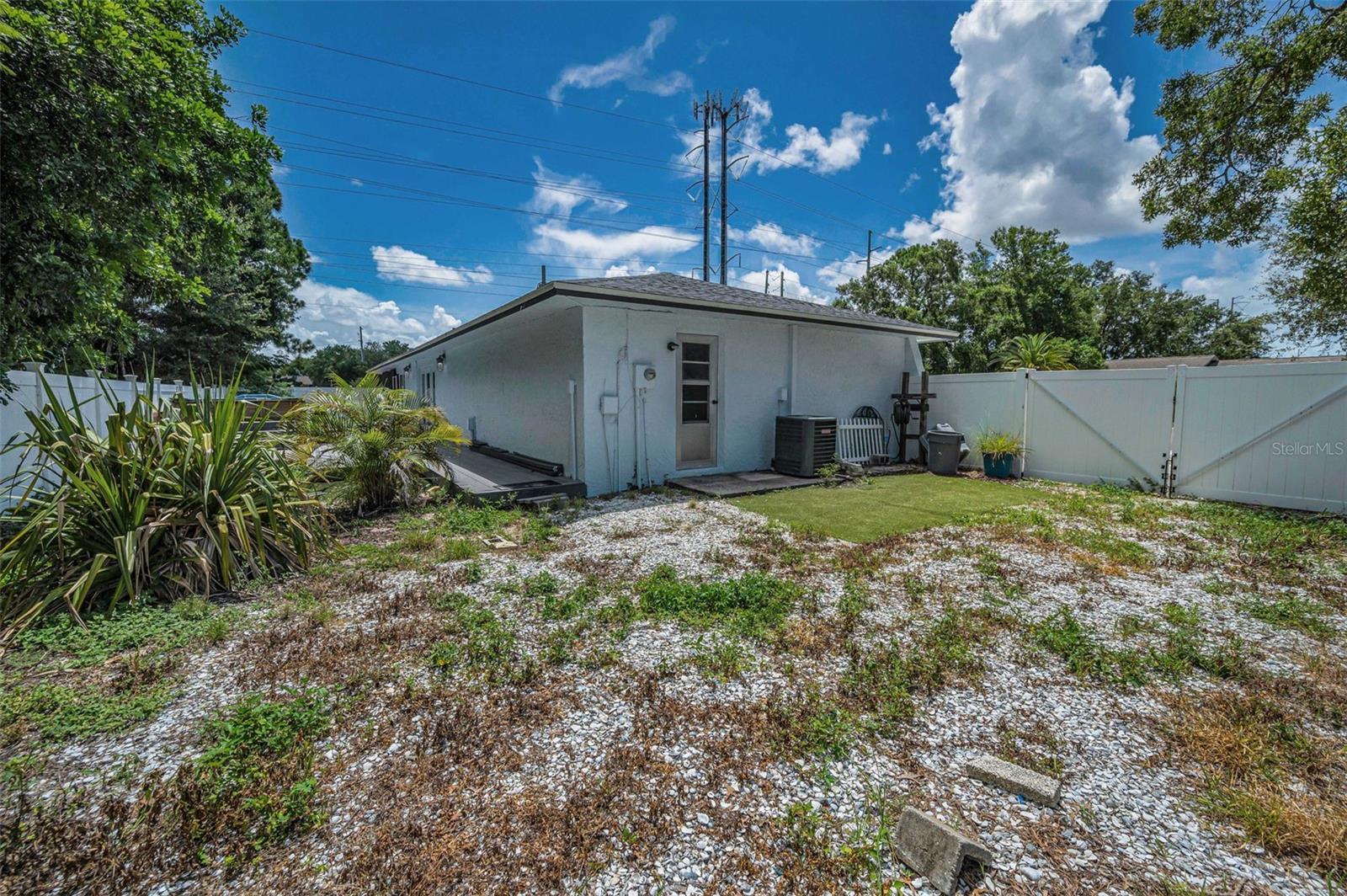 Image 45 of 82 For 505 Whispering Oak Drive