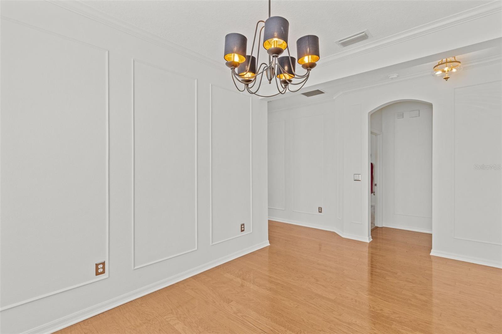 Image 20 of 69 For 10031 Brompton Drive