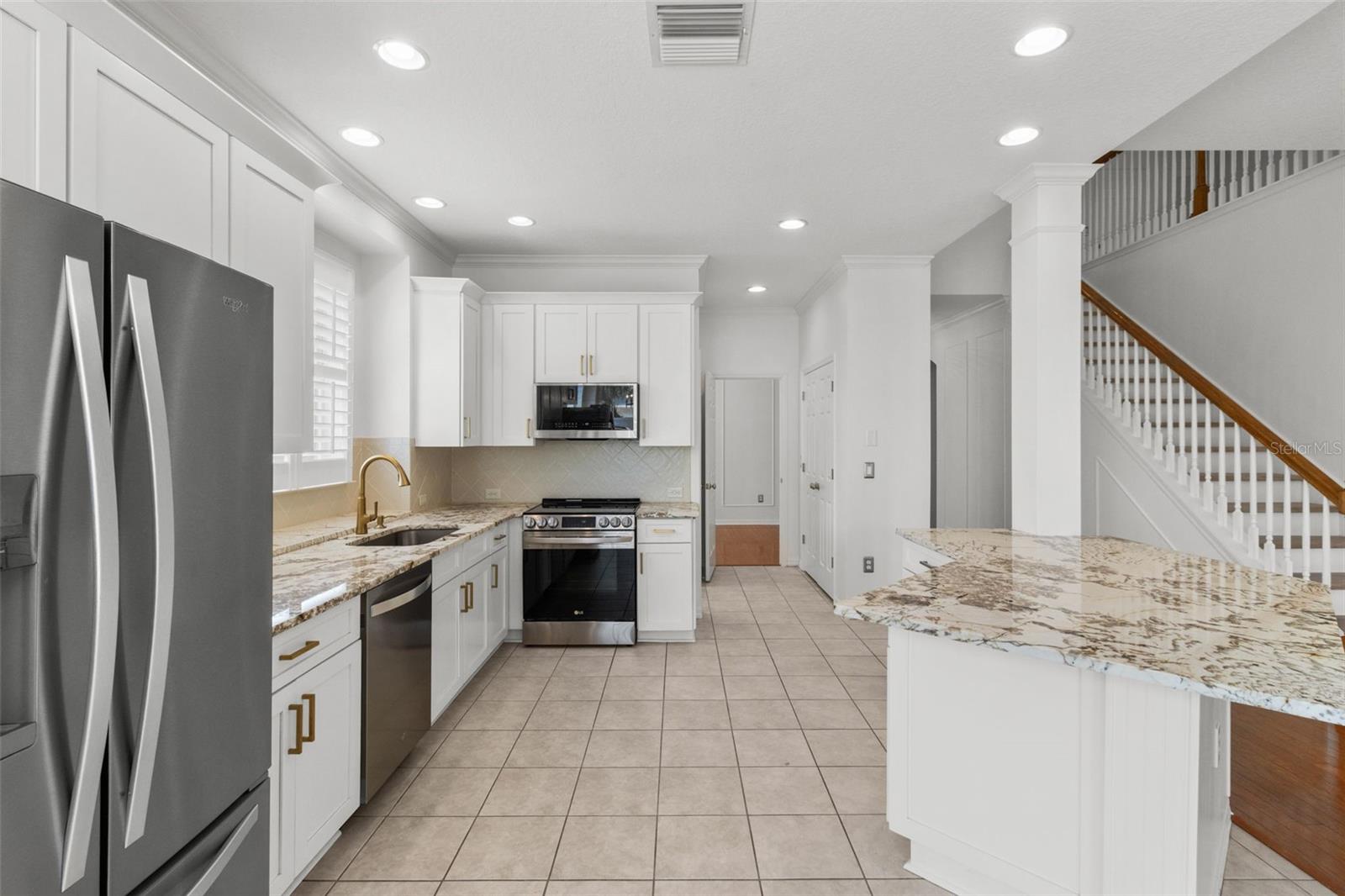 Image 36 of 69 For 10031 Brompton Drive