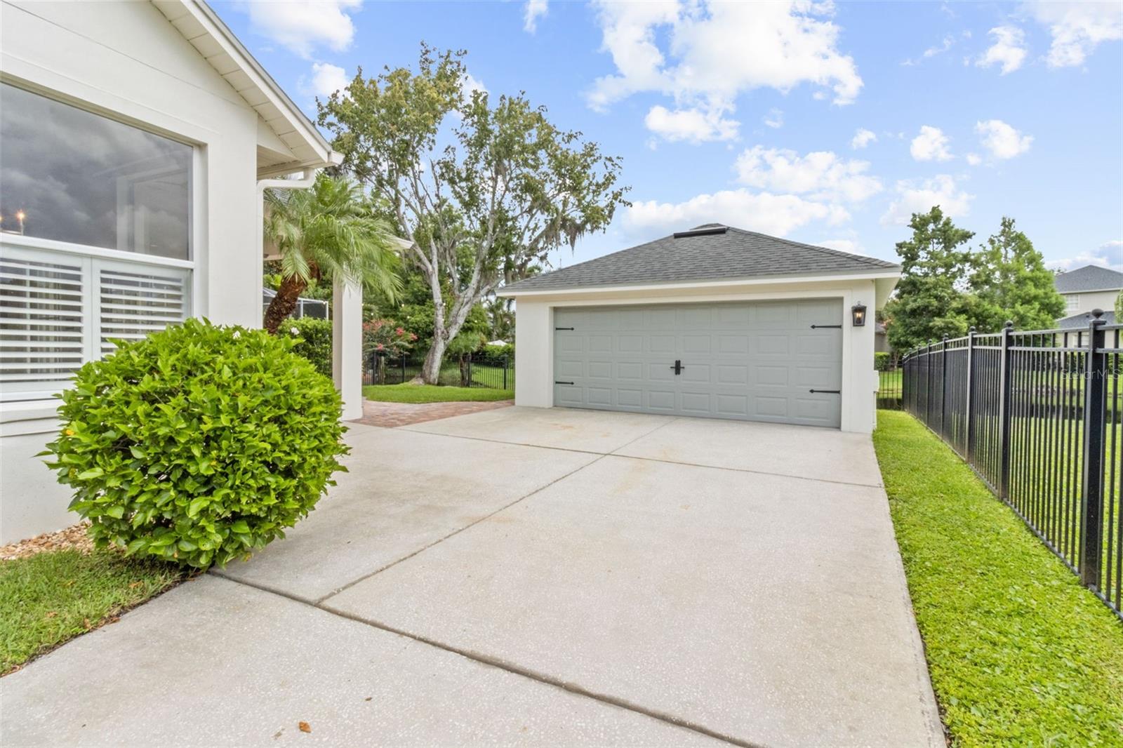 Image 7 of 69 For 10031 Brompton Drive