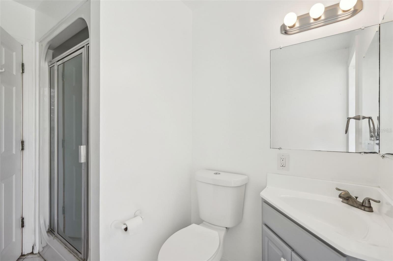 Image 17 of 31 For 992 20th Street Sw