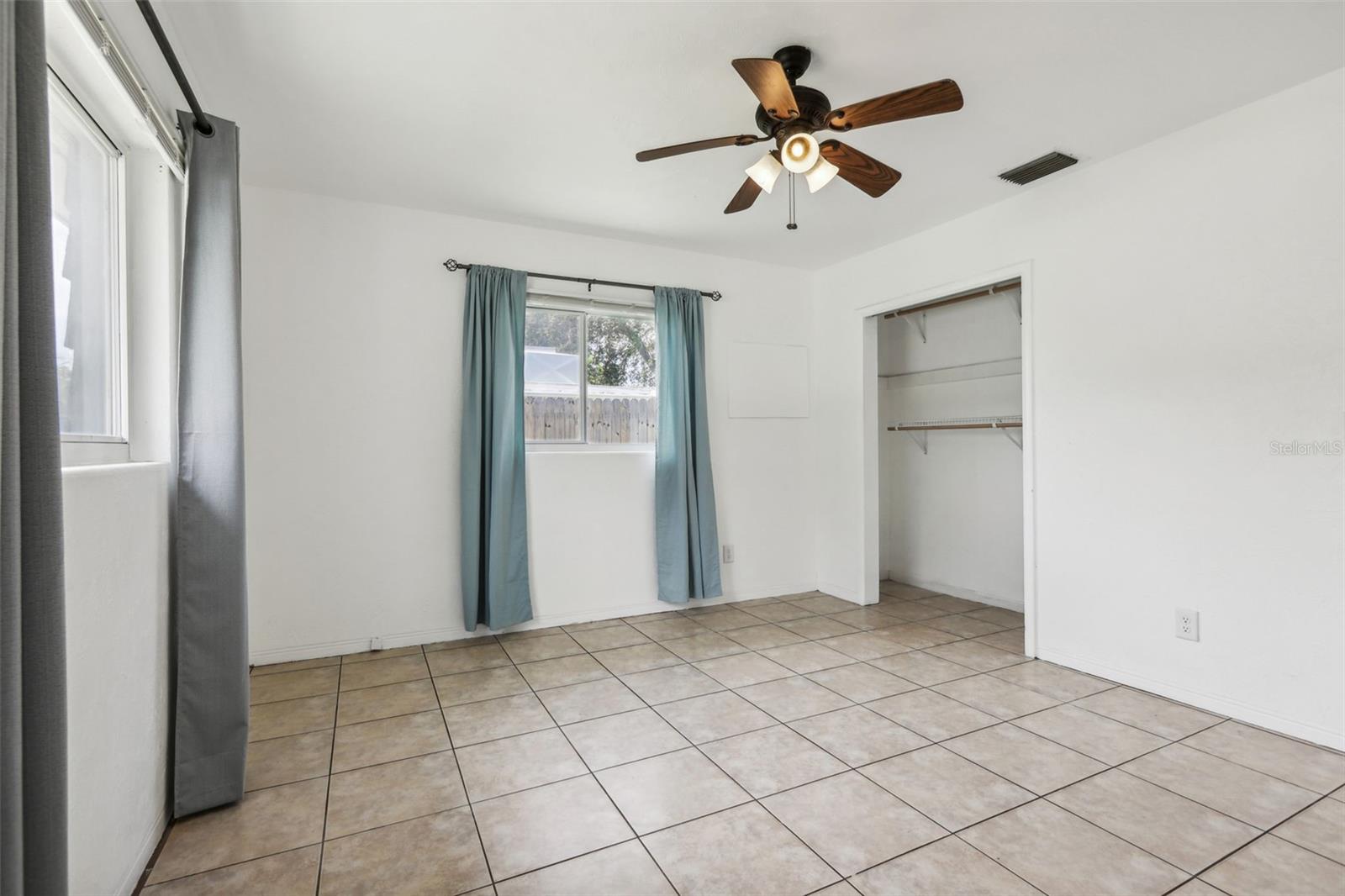 Image 20 of 31 For 992 20th Street Sw