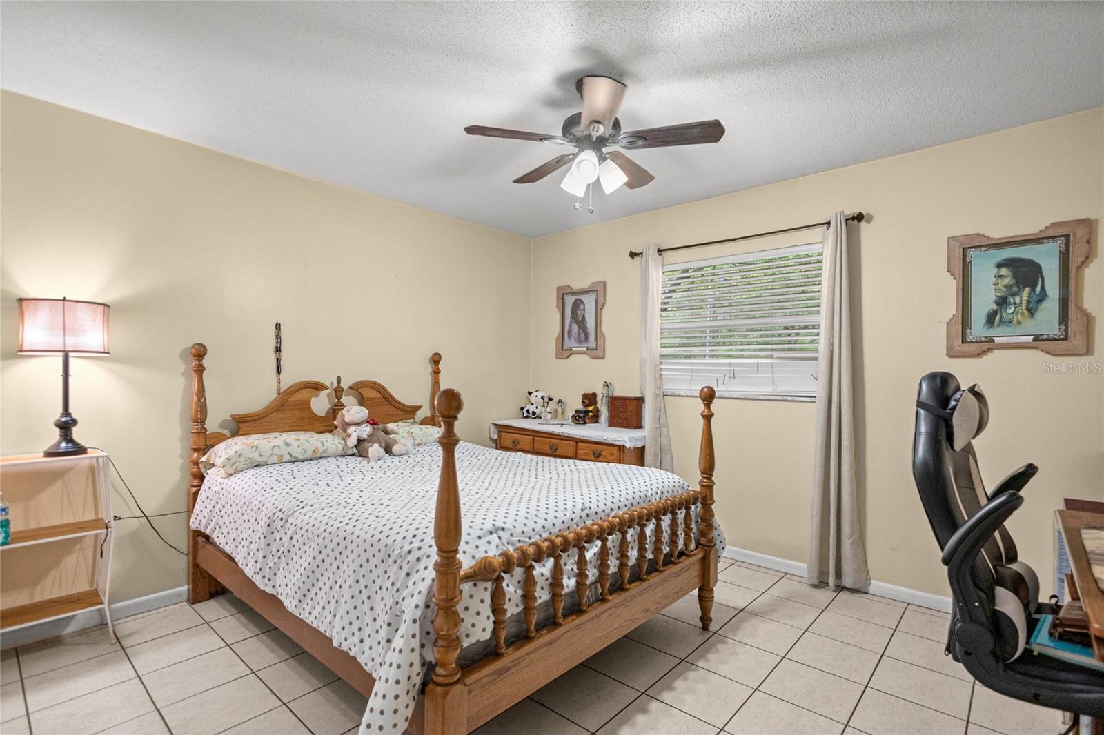 Listing photo id 13 for 8546 Fauci Point