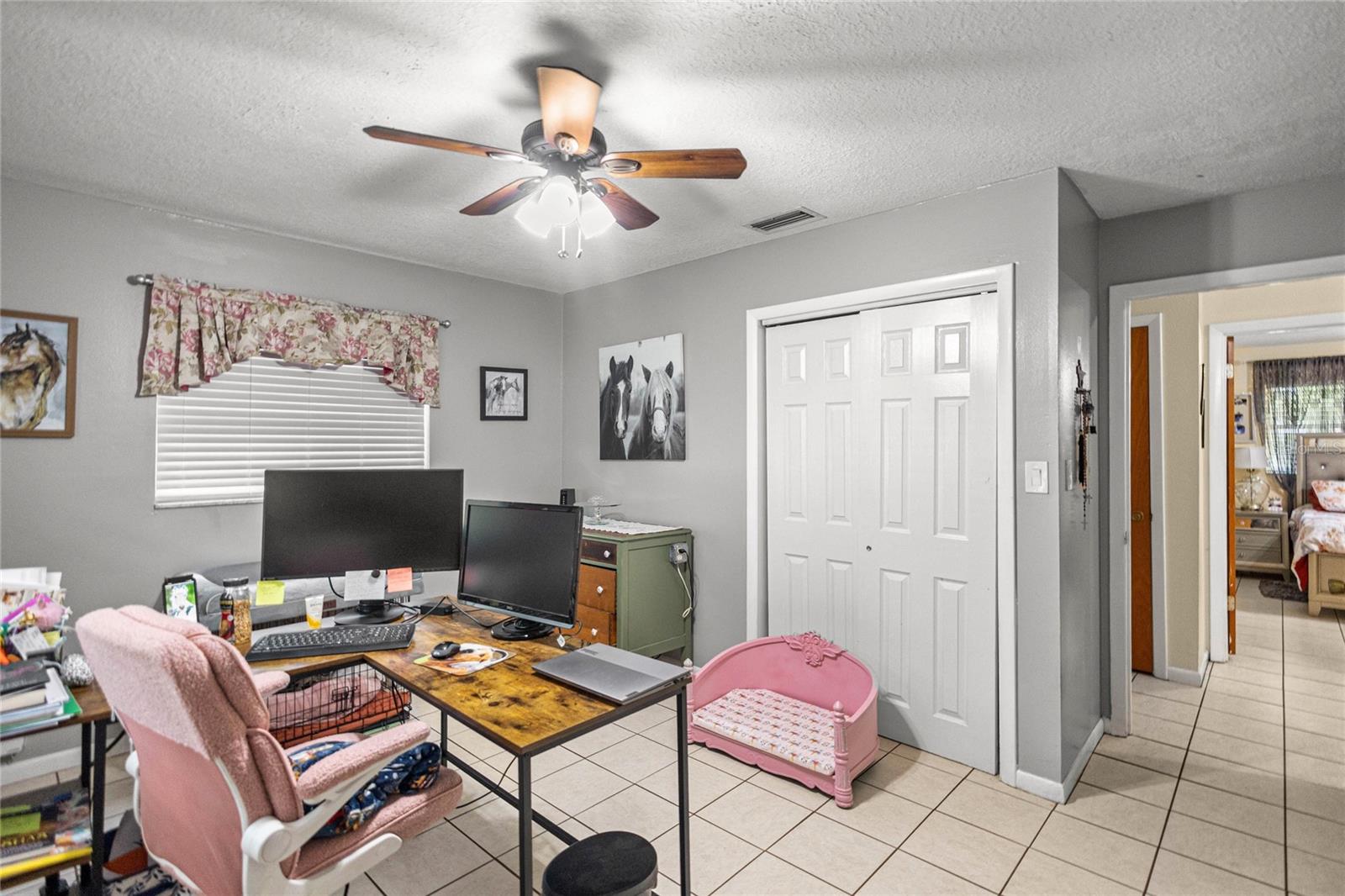Listing photo id 18 for 8546 Fauci Point