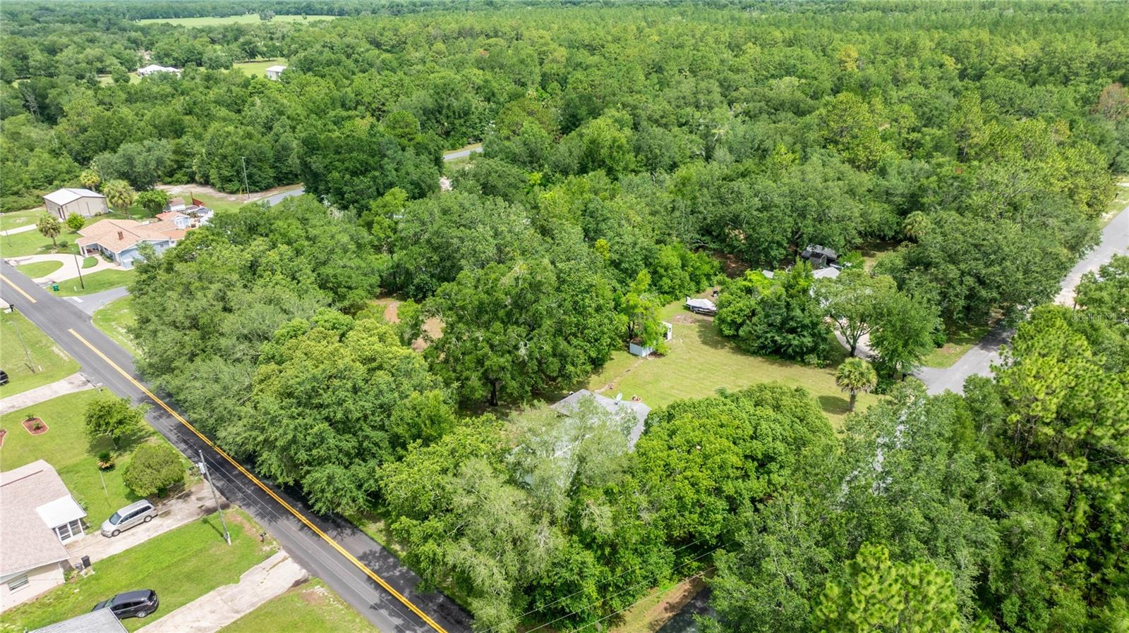 Listing photo id 33 for 8546 Fauci Point