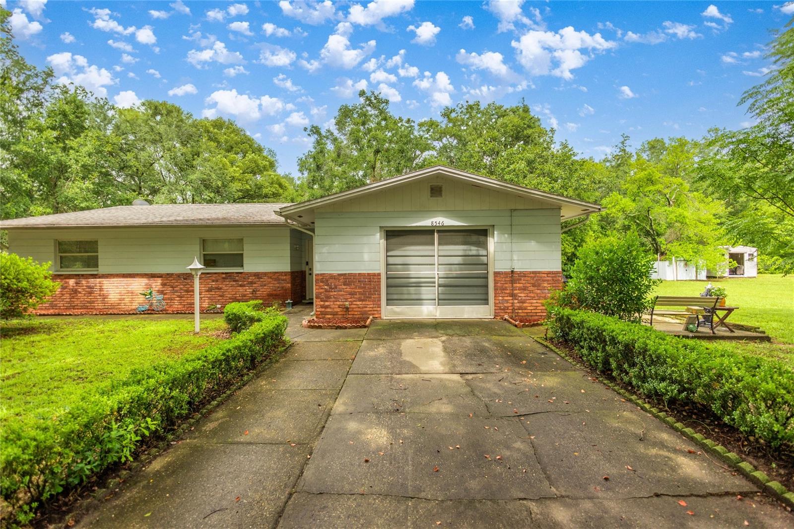 Listing photo id 37 for 8546 Fauci Point